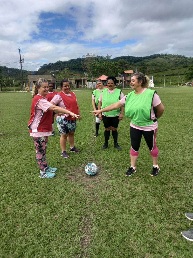 Jogo de basquete feminino encerra as ações da campanha Outubro Rosa da  Construtora Planeta